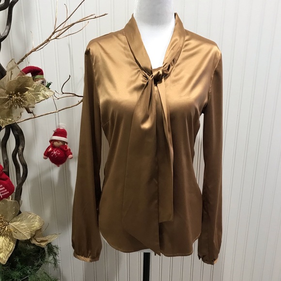 SATINY GOLD BUTTON-DOWN BLOUSE WITH NECK TIE - Picture 2 of 6